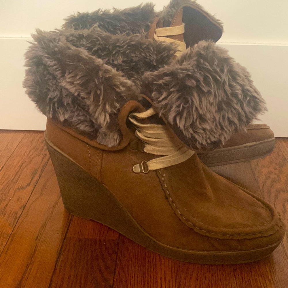 brown boots